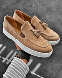 Comfortable beige suede moccasin for men