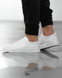 Chaussures sneakers basses blanches avec clous tendance de marque BB Salazar pour homme