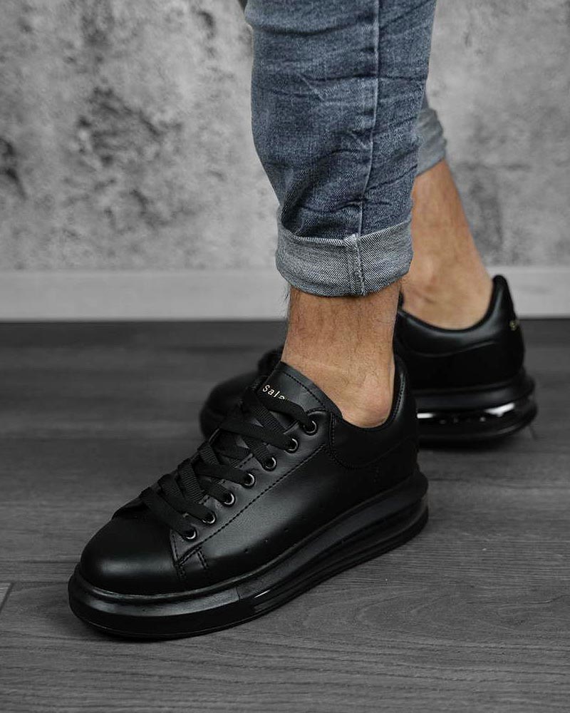 Chaussures Sneakers Noir à semelle noire avec effet bulles d'air marque BB Salazar